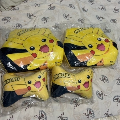 車用首枕とクッションセット