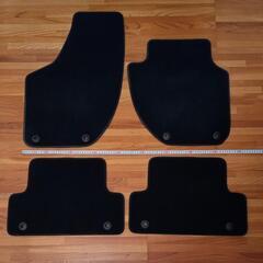 ボルボ V40 T4 純正フロアマット 美品