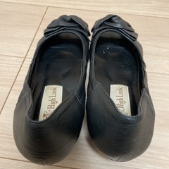 オープントゥパンプス 23.0EEE ブラック リボンの画像