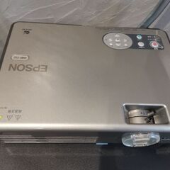 プロジェクター EPSON  EMP-732 の画像
