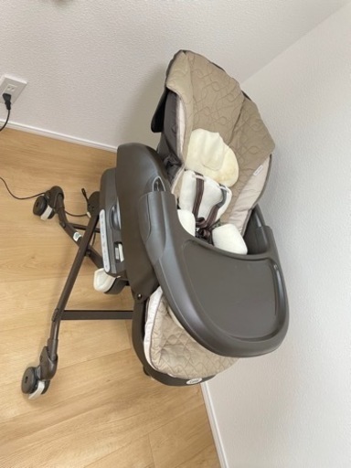 コンビ　ネムリラ　オートスウィング　ミルクティー