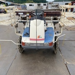 田植え機　実働