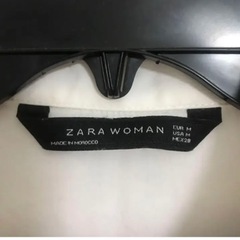 ZARA 半袖白シャツの画像