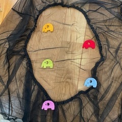 【お譲り先決定】【ベビーカーグッズおまけ2点付き】katojiの折りたたみメッシュバギーの画像