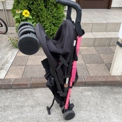 【お譲り先決定】【ベビーカーグッズおまけ2点付き】katojiの折りたたみメッシュバギーの画像