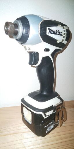 マキタ 充電式インパクトドライバー TD134DX2 14.4V バッテリー付き