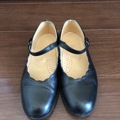 黒ストラップシューズ　19センチ