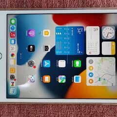 【値下げ！オマケ付き！】iPad mini4 128GB　シルバー　SIMフリー