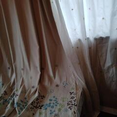 遮光カーテン　レースカーテンの画像