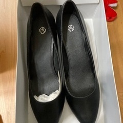 新品　未使用　パンプス　24.5 冠婚葬祭に　喪服の画像