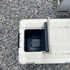 クーラーボックスの画像