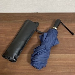 折りたたみ傘 レザーケース付きの画像