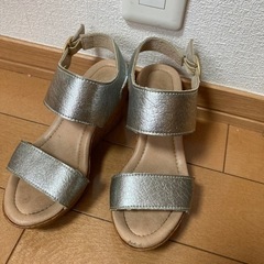 ウェッジサンダル　Sサイズ