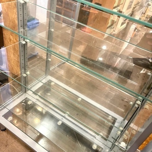 【売約済み】　ガラスケース　ガラスショーケース　ショーケース　飾り棚　ガラス棚　コレクションケース　キュリオケース　可変式　高さ調整可