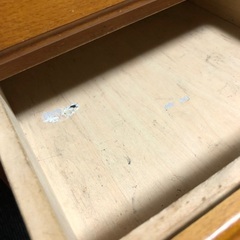 お話し中　レトロ家具の画像