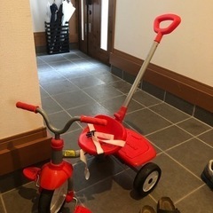 西松屋　三輪車