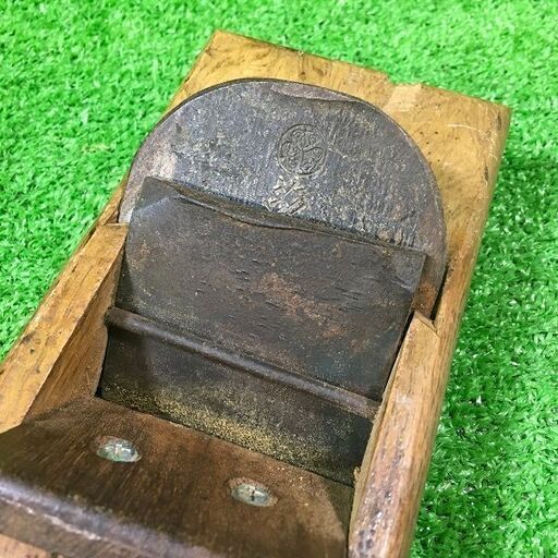 葵源次 寸八 カンナ 鉋70㎜【市川行徳店】【店頭取引限定】【中古】管理番号：ITB3RIRQPA7K