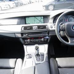 【自社ローン】オンライン商談審査契約OK　BMW(5シリーズ ツーリング） 523d Mスポーツの画像