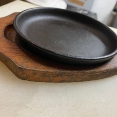 鉄板皿　鉄板焼き　皿の画像