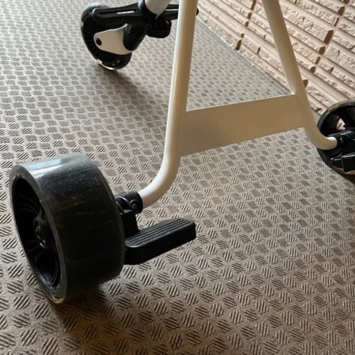 ベビーカー　折り畳み　三輪車