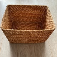 ラタン　重なるラタン長方形バスケット　バラ売り　組み合わせ可能です。ラタンバスケット　小物入れ　収納の画像