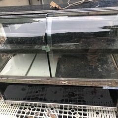 貰って下さい　冷蔵ショーケース　ケーキ陳列