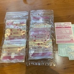 ピジョンさく乳器と母乳バッグ50ml 約22枚セットの画像