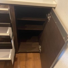 【美品】大容量食器棚の画像