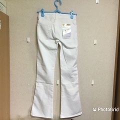 ★お値下げしました！★新品タグ付き未使用 サムシングのヴィーナスジーンズの画像