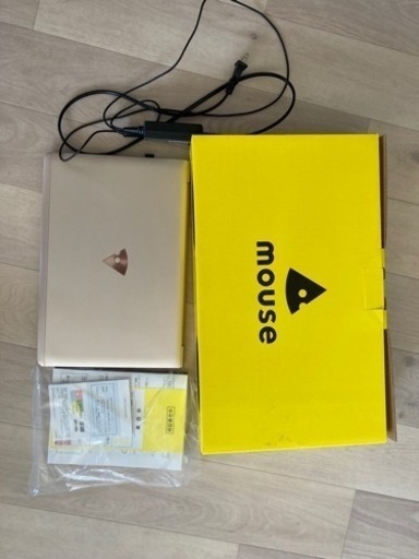 Mouse ノートパソコン　2019年製