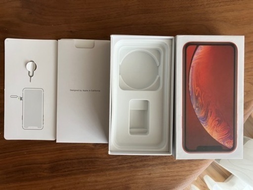 iPhone 11 (PRODUCT)RED 64 GB SIMフリー