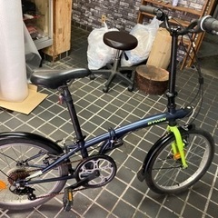 20インチの折り畳み自転車