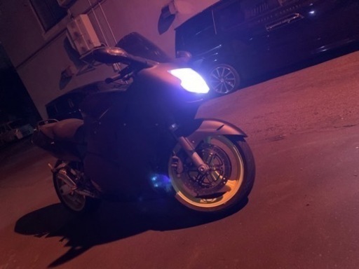 CBR1100xx スーパーブラックバード現状販売