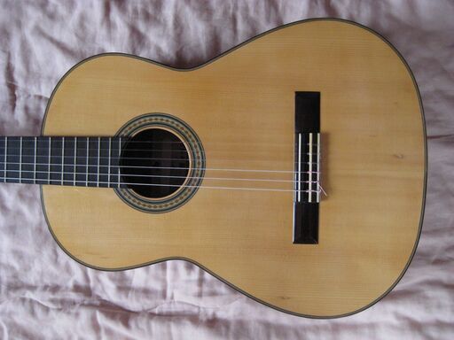岩田博行（1983)作クラシックギター・希少な名品です