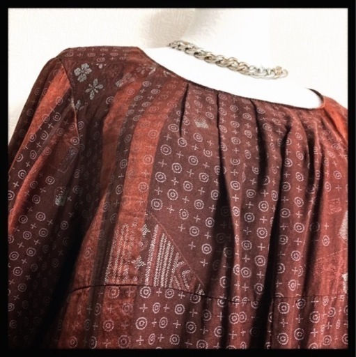 ご購入者様決定モダンアート アジアン 和エスニック 半袖 ブラウスチュニック 小豆色 トップス