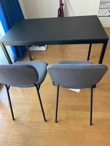 ダイニングテーブル　IKEA 使用期間は2ヶ月