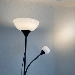 【お譲り先確定済み】IKEA フロアライト TÅGARP トーガルプの画像