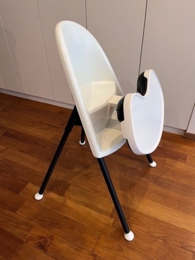 立ち上がり＆脱出不可能 ベビービョルンのハイチェア