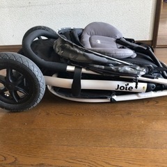 値下げしました！　イギリス生まれの三輪ベビーカー　Josieバギー