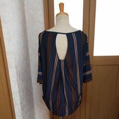 AZUL BY MOUSSY　トップス　七分袖の画像