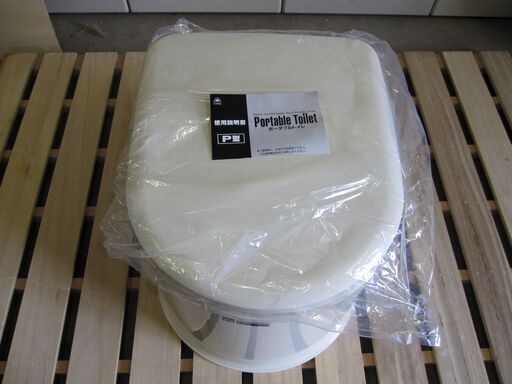 ポータブルトイレ　未使用品