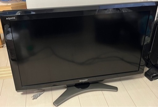 SHARP AQUOS 32型