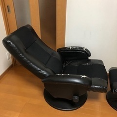 1人掛けリクライニングソファー無料であげます。の画像