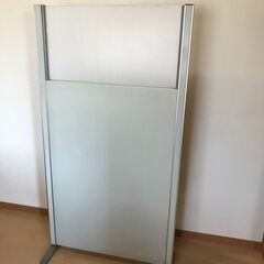仕切り　パーテション　つい立て