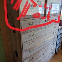 80円で桐ダンスを売ります。家まで取りに来てくれたら