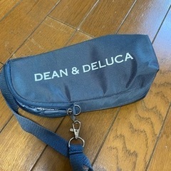 DEAN&DELUCA ペットボトルホルダー