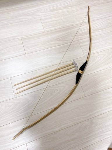 インテリア 弓 弓矢 セット売り 民芸品 民族 竹 弓道 孔雀 くじゃく羽×5本 お土産 竹製弓道矢：日本の長弓アーチェリーセット 4本（33⁄39インチ） - Etsy
