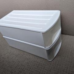 押入れ収納ケース　2個　②