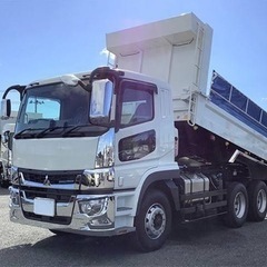 大型ダンプドライバー。日当12000！の画像