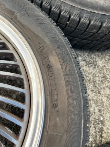 スタッドレス付き‼︎ HEAD40 ヘッド40 14インチ　5J＋35 